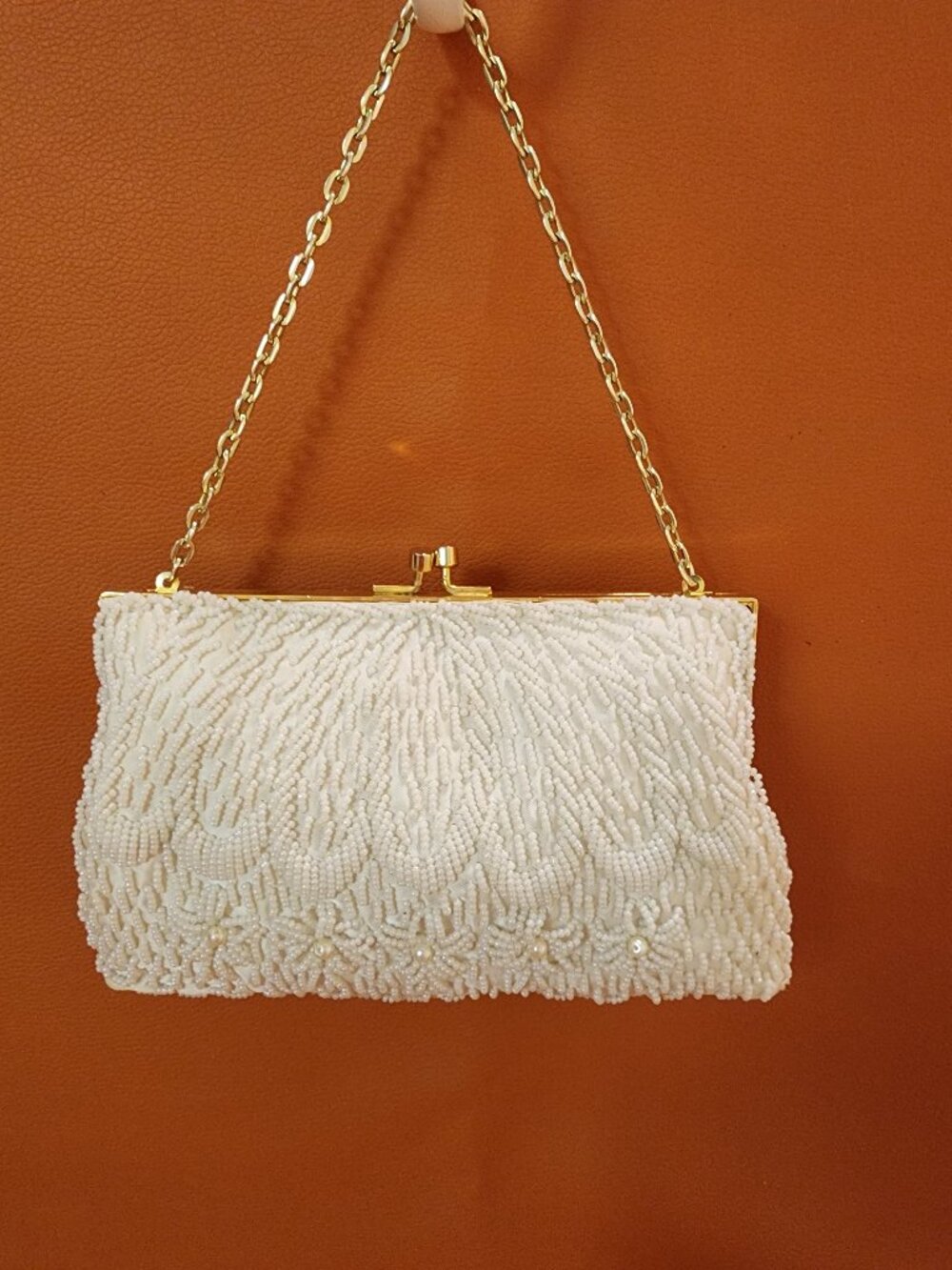 VINTAGE BEADED EVENING BAG - LEAF PATTERN - GOLD TRIM & CHAIN - HONG KONG
